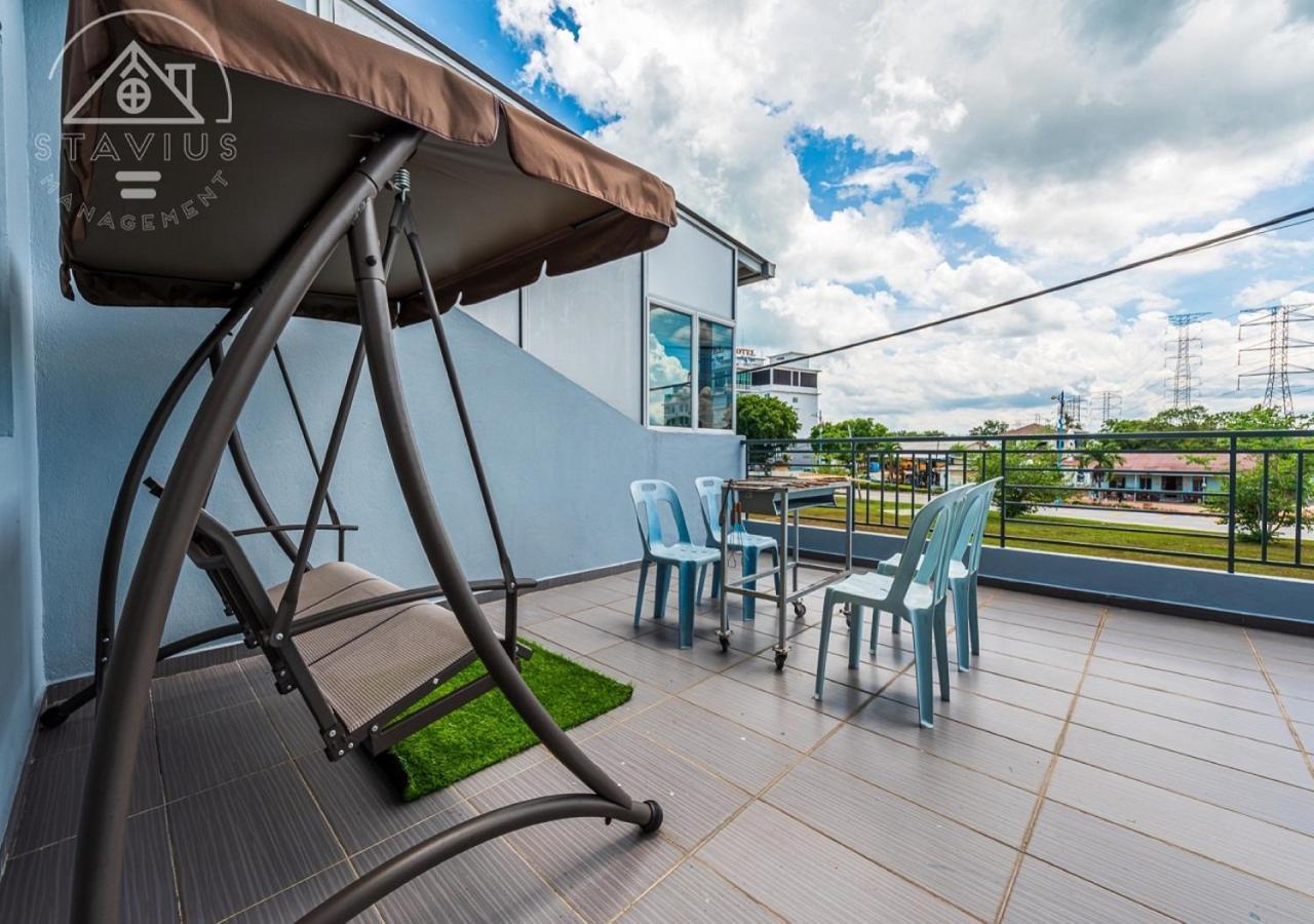 Port Dickson 14Pax 4Br Double Storey House Dış mekan fotoğraf