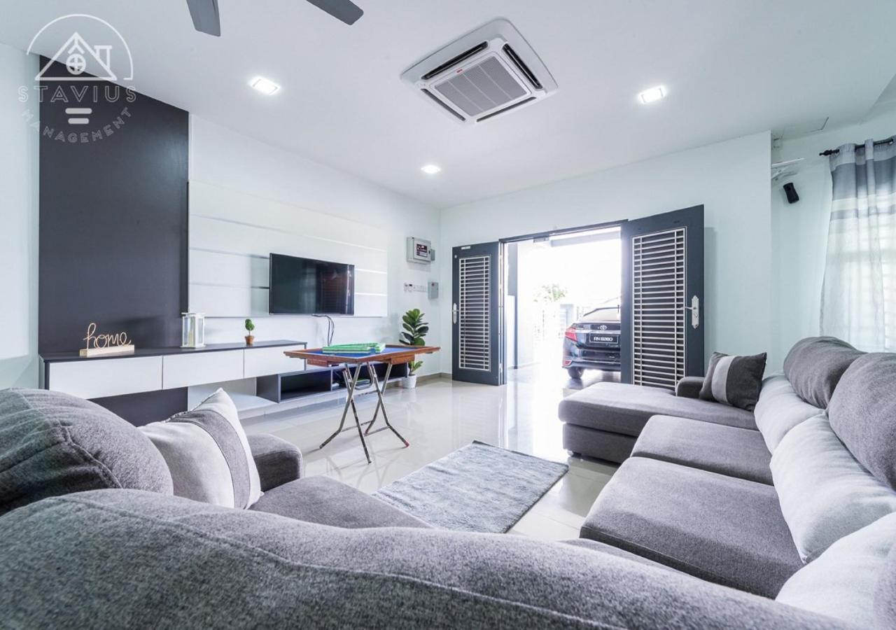 Port Dickson 14Pax 4Br Double Storey House Dış mekan fotoğraf